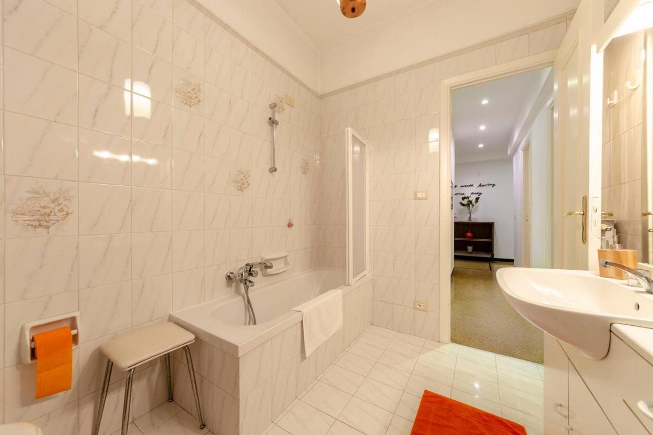 Apartament Altido Family Apt For 6 Located Minutes From The Sea Genua Zewnętrze zdjęcie